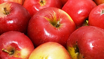 Photo illustrant des pommes rouges